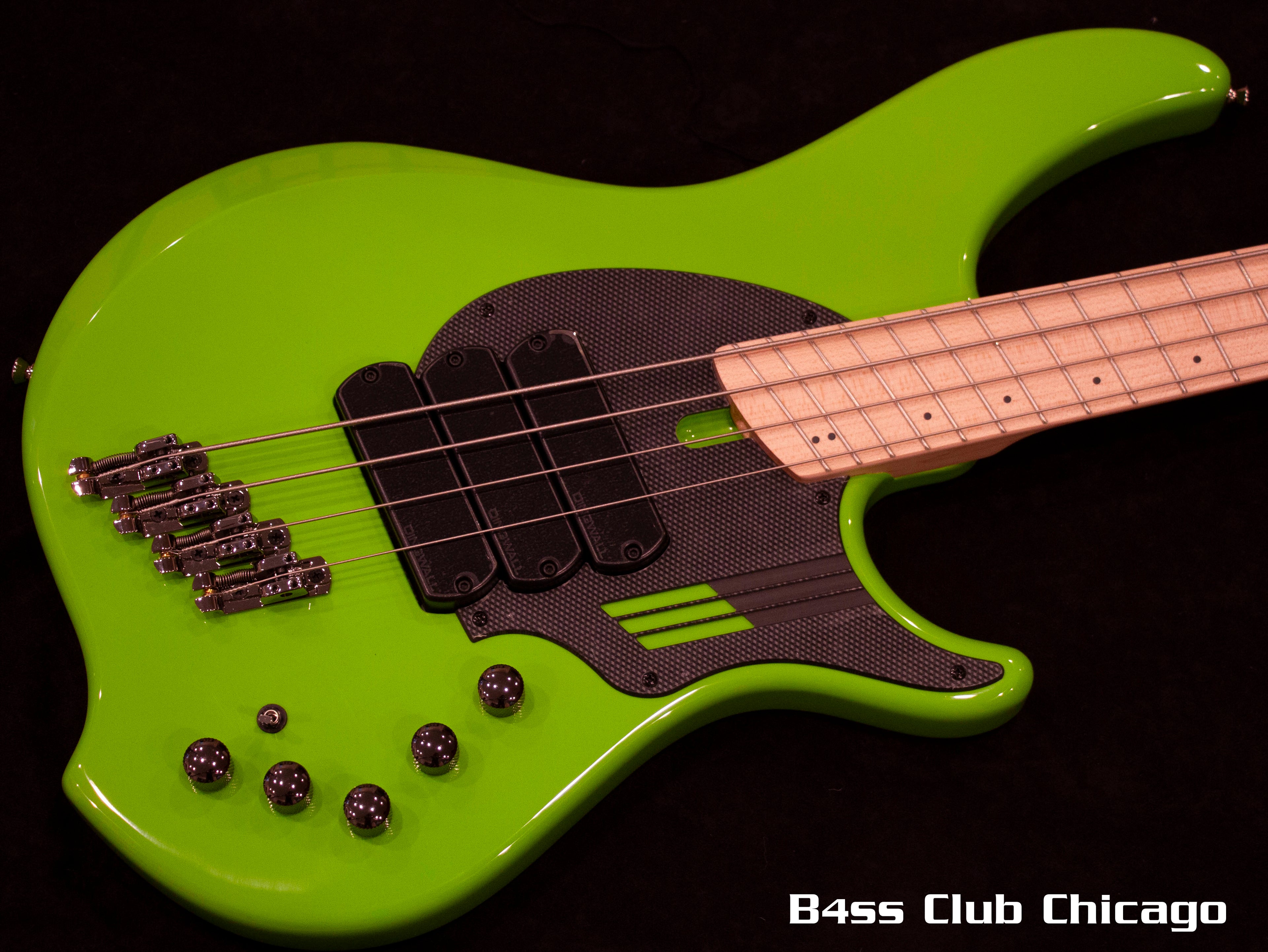 Dingwall NG3 4 string Ferrari Green
