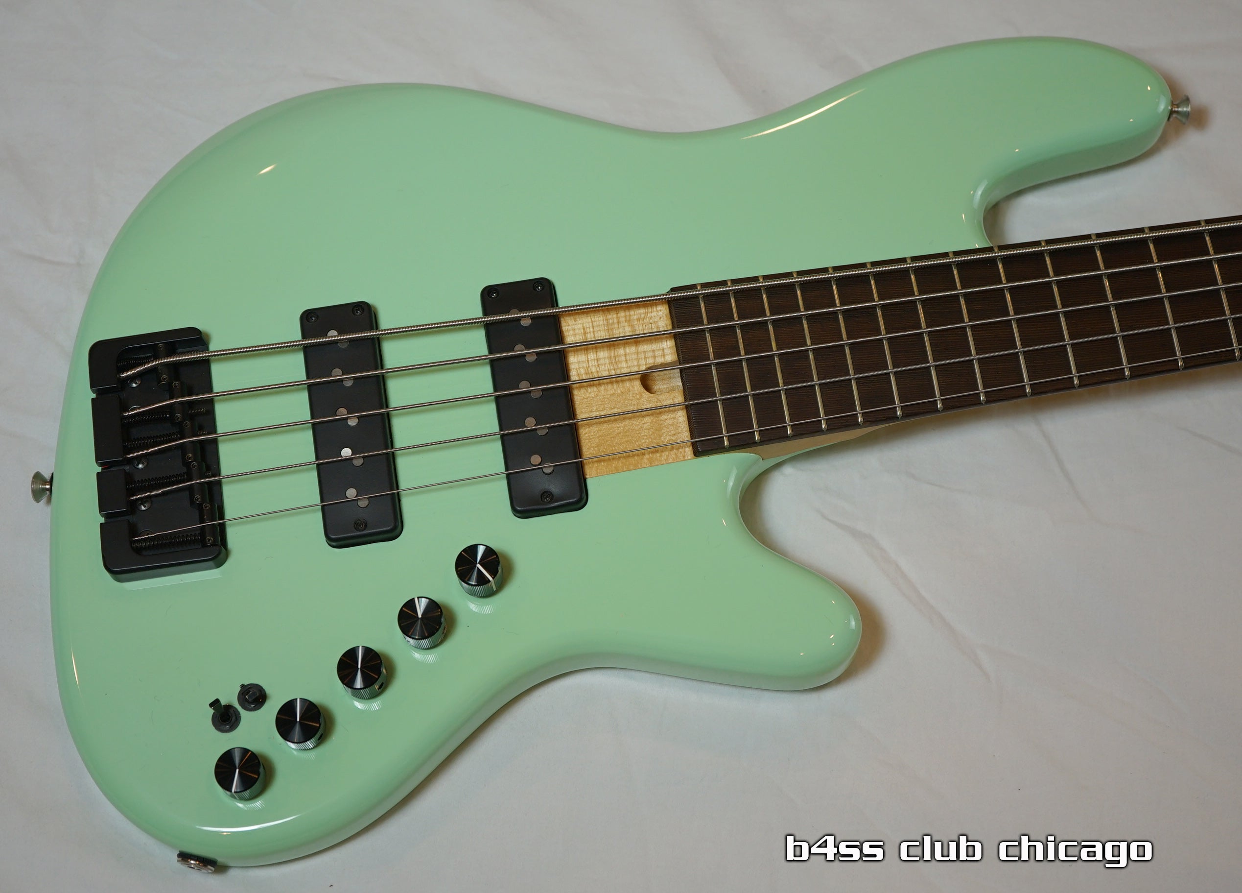 Elrick NJS 5 New Jazz Standard Mint Green Preowned – Bass Club Chicago